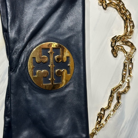Tory Burch Reva foldover - Picture 2 of 7